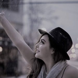 Meet your Posher, Paris